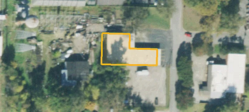 109 Russell Ave