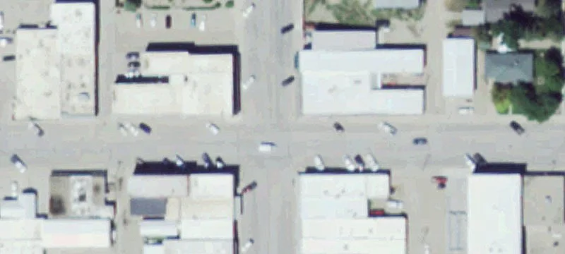 106 Ctr Ave