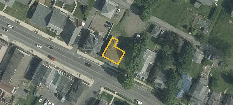 144 Main St