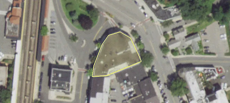 44 Pondfield Rd