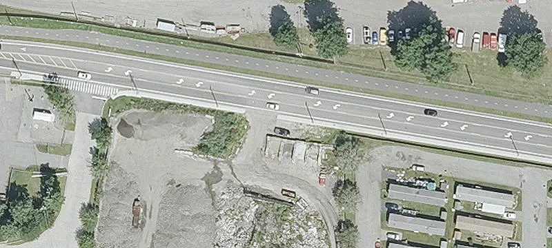 300 Coddington Hwy