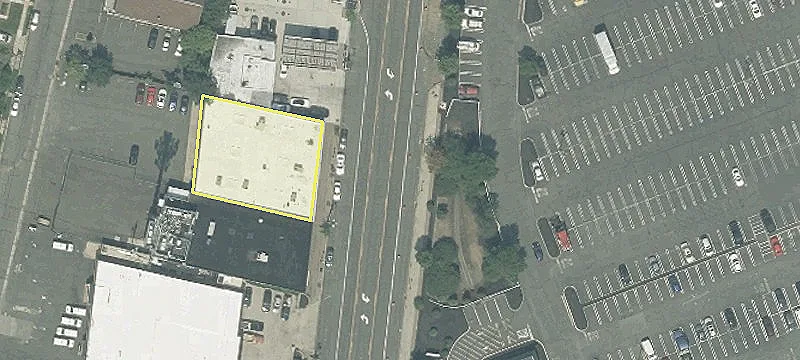 255 Main St