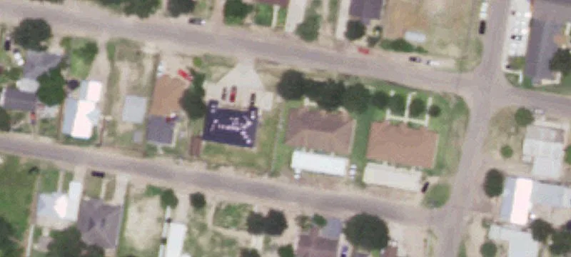 220 Huisache St