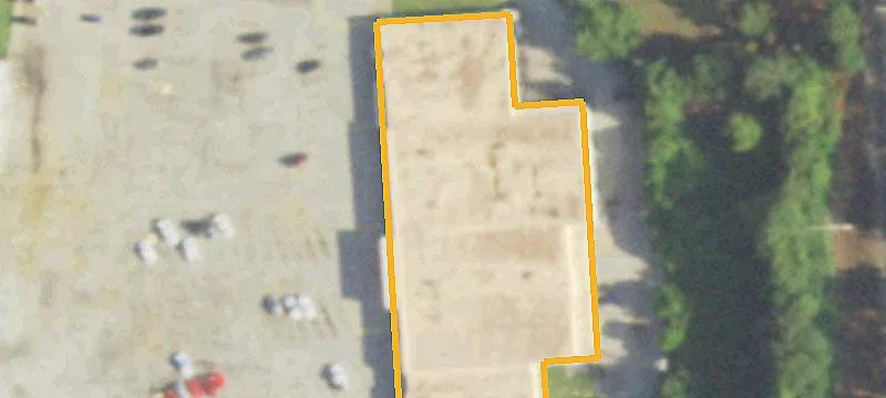 118 Pine Plz