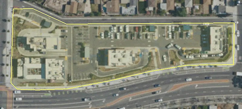 669 Artesia Blvd