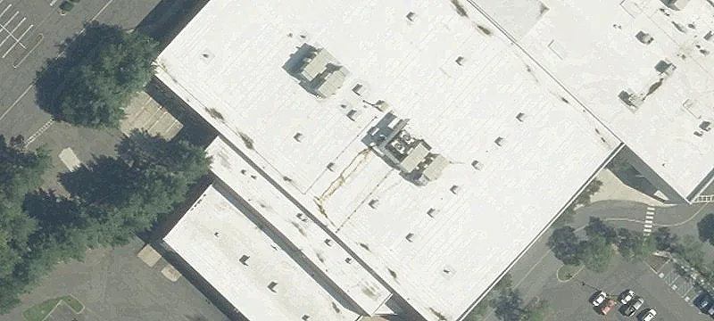 300 Quakerbridge Mall