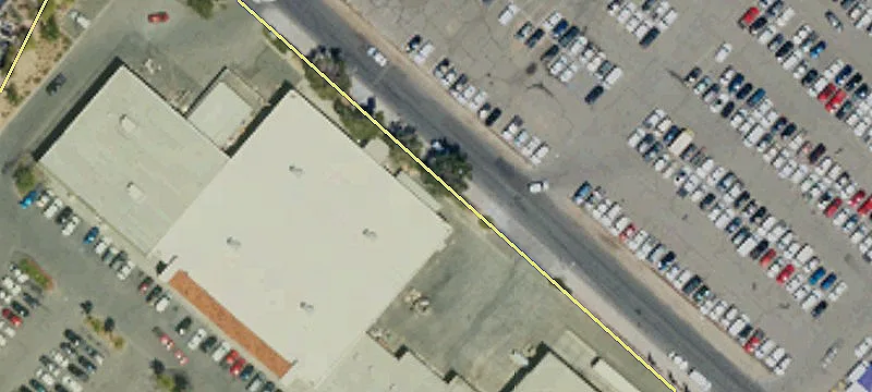 14790 La Paz Dr