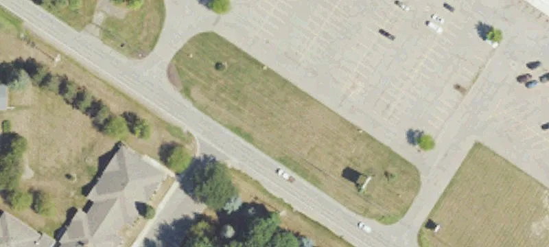 8751-8789 Monroe Rd