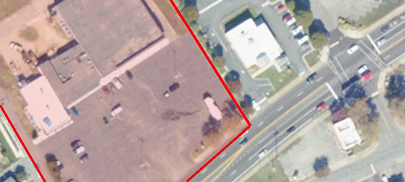 4406 Hundred Rd
