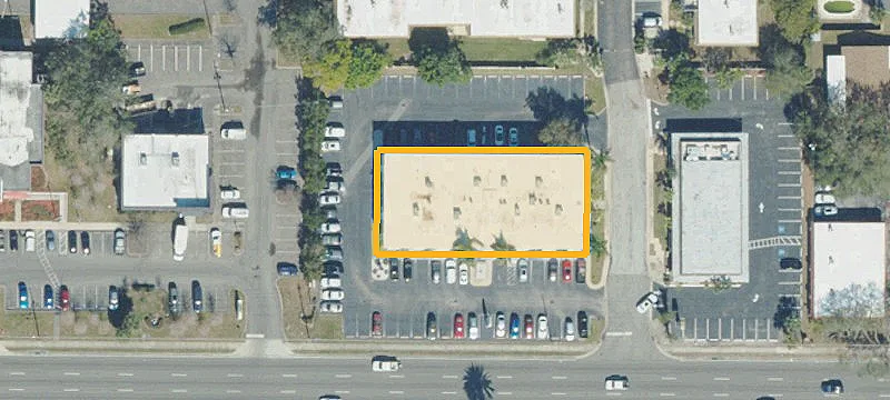 2700 Bay Dr