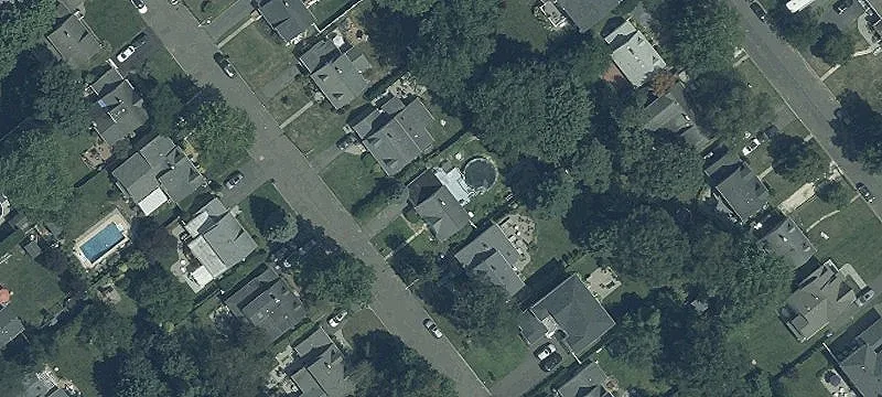 225 Oxford Ave