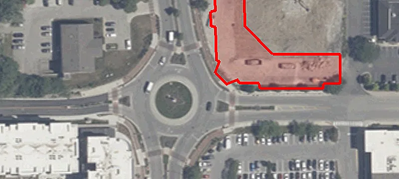 1215 Range Line Rd