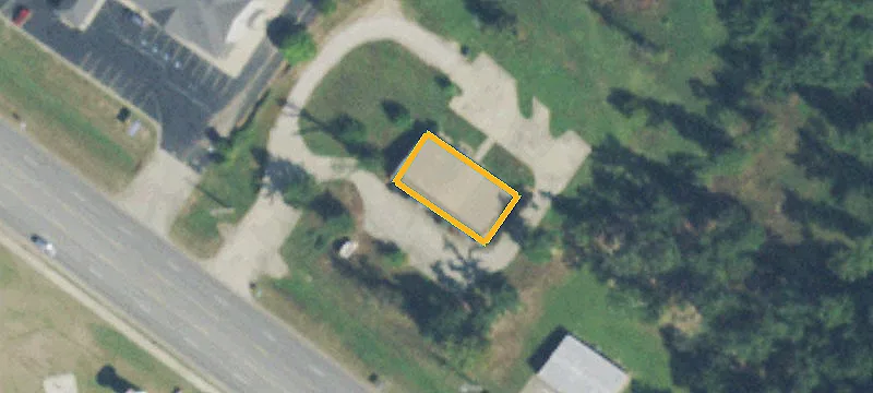 1322 Main St