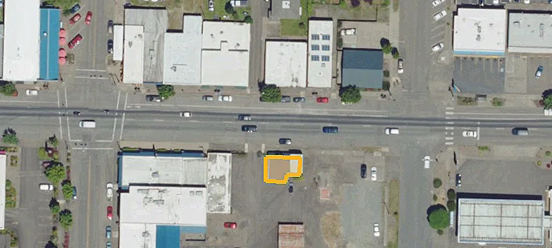 1315 Main St