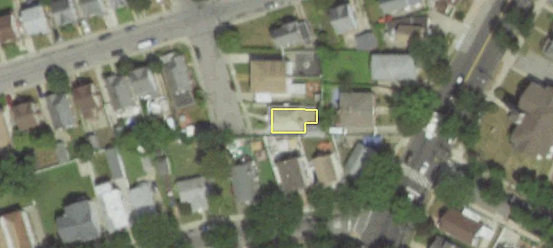 10915 178 St