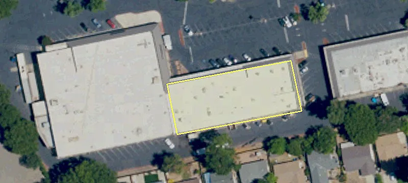 8710 La Riviera Dr