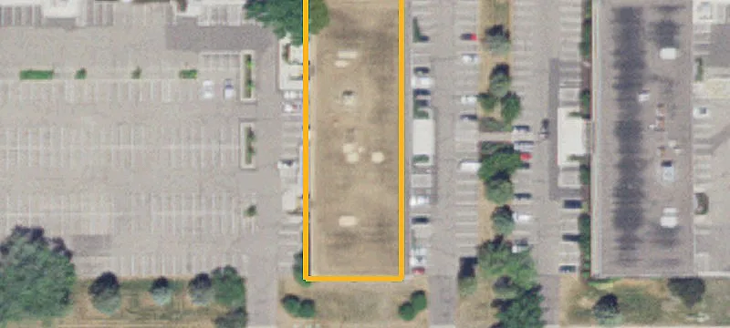 4600 77 St