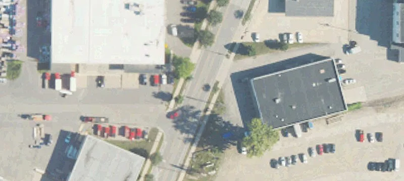 440 Chavez Ave