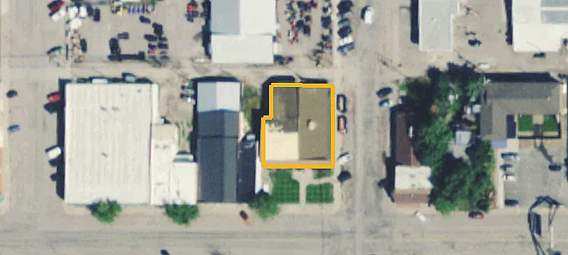 106 Main St