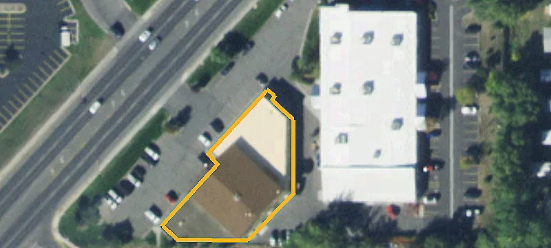 2320 Main St