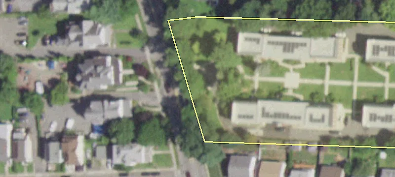 89 Highland Ave