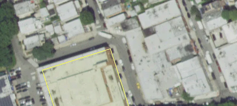 70-10 74 St