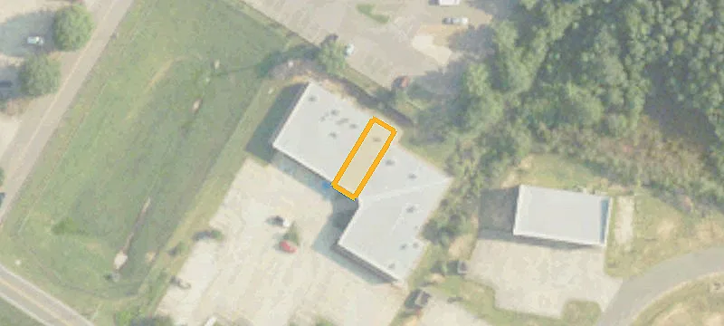 1085 Frontage Rd