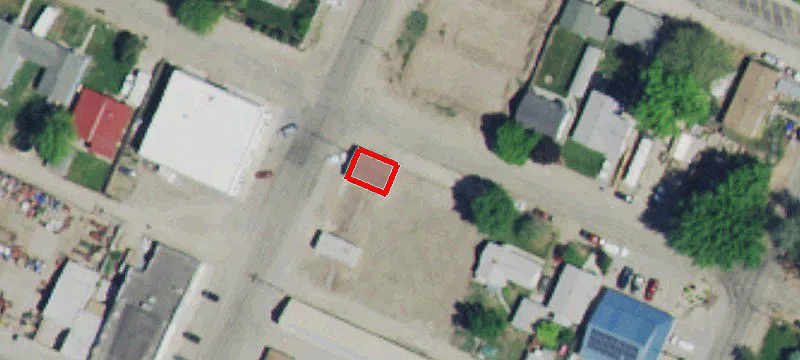 385 1 St