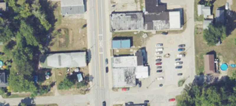3136 Main St