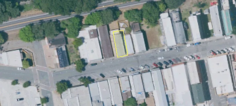 7 Main St