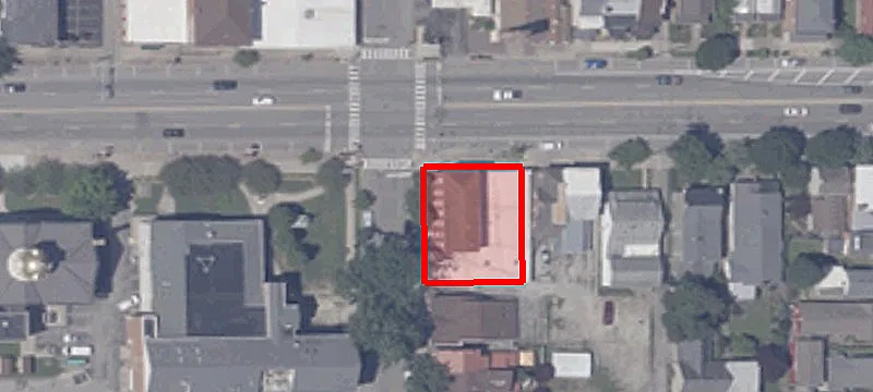 402 Main St