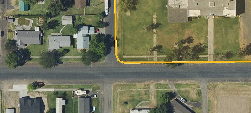 600 Coe Ave
