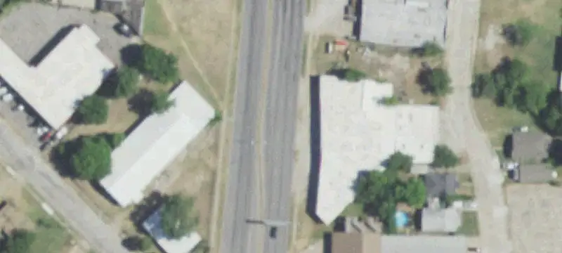 4528 Crosstown Expy