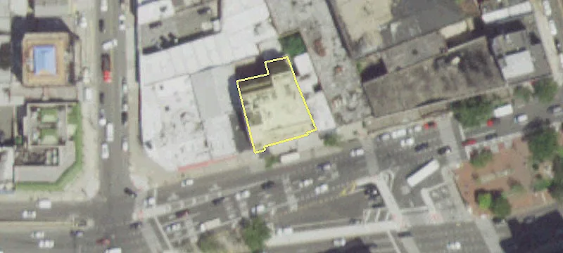 135-17 Northern Blvd