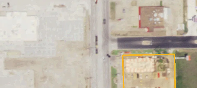 77 Heinrich St & Hwy