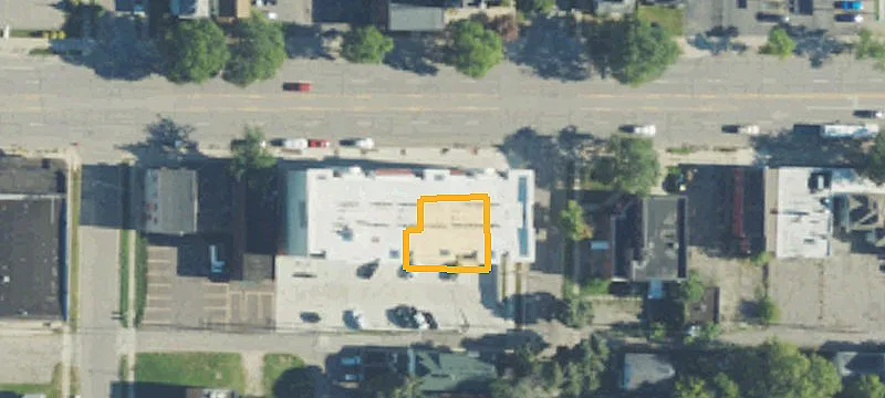 2222 Michigan Ave
