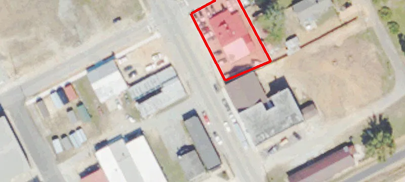 3089 Main St