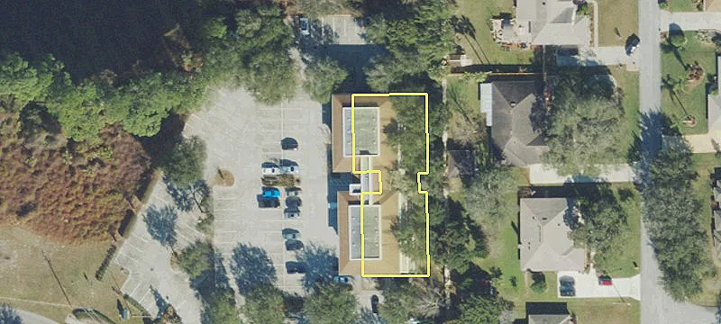 110 Pond Ct