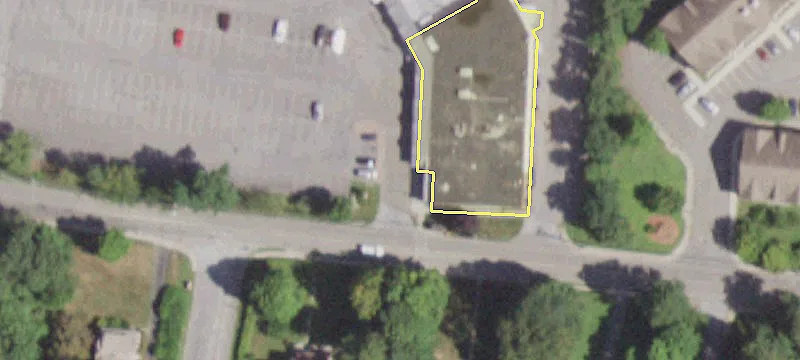 1354 Main St