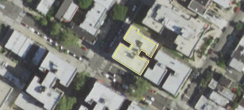 29-01 36Th Ave