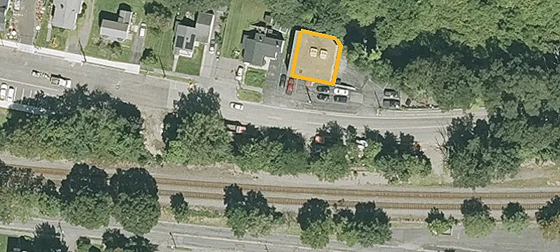 190 Front St