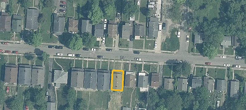 1373-1375 18 Ave