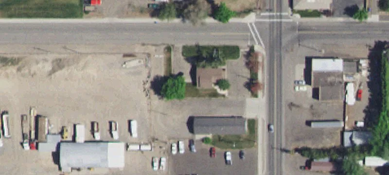 1035 Lincoln Ave