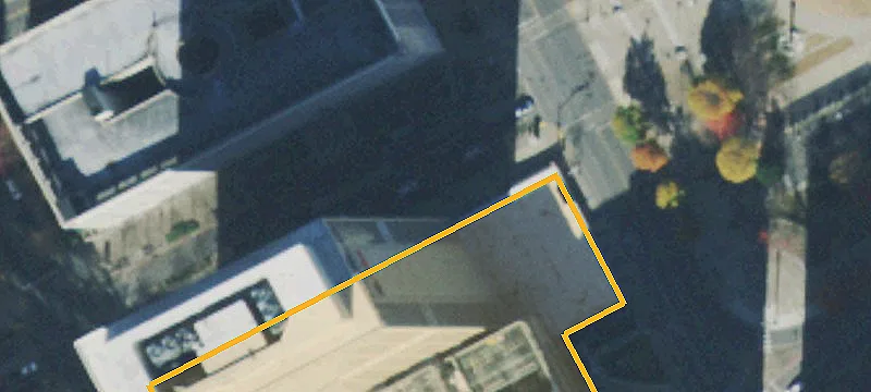 315 Deaderick St