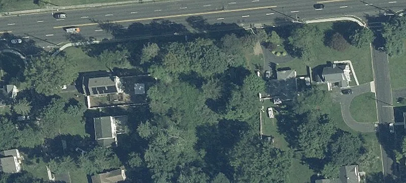 133 Newman Springs Rd