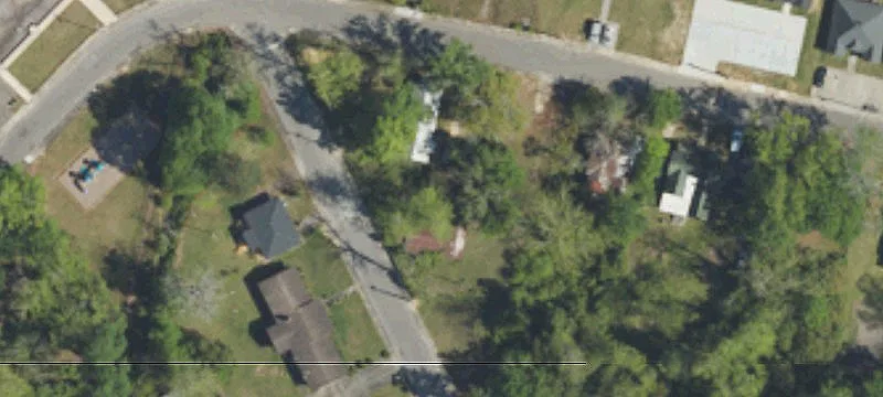 834 Peasley St
