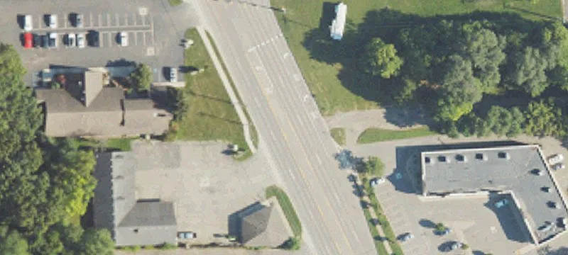 6247 Grand River Ave