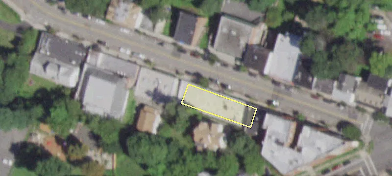 25 Cedar St