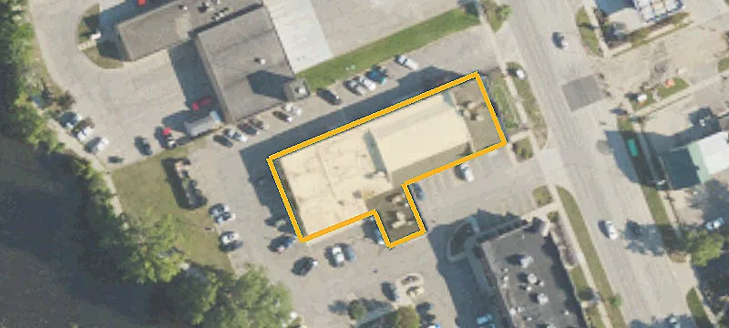603 Grand River Ave