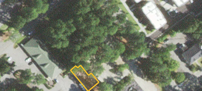 130 Lexington Ln